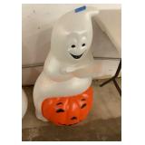 3ï¿½ ghost on pumpkin blow mold