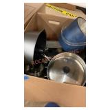 Miscellaneous kitchen pots and pans box lot