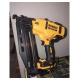 DeWalt 20V 16 GA Angled Finish Nailer