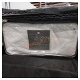 Hotel goose down pillow king