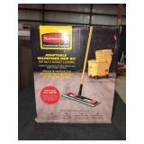 Rubbermaid Microfiber Adaptable Flat Mop Kit