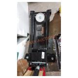 Husky low profile floor jack