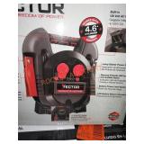 VECTOR 700 Peak Amp Jump Starter