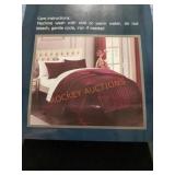 Chic Queen 3 Piece Comforter Set