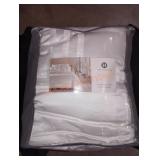 Hotel Collection Full/Queen Size Comforter, White