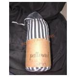 Patterned duvet cover full/queen set