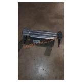 Box lot metal bracket