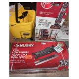 Husky 3 ton low profile floor jack with quick lift