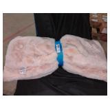 Martha Stewart collection throw sepia rose 50x60