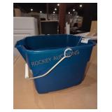 Rubbermaid Roughneck 15 Qt Bucket