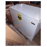 Magic Chef 7.0 chest freezer white