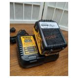 DeWalt 20v 4Ah Battery & 12v/20v Charger Combo