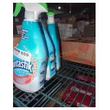 3 bottles of Fantastic all purpose cleaner w/