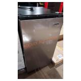Magic Chef 3.2 cf compact fridge