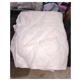 Unlabeled Size White Mattress Topper