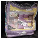 Urban dreams 2pc quilt set twin reversible