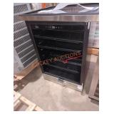 Velieta 24" beverage fridge black