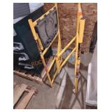 Metal Tech 4" interior jobsite stand