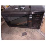 Vissani Countertop Microwave