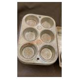 Vintage kitchen ware lot