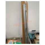 40 in. X 40 in radiant pull down projector screen