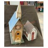 Small decorative birdhouse lot