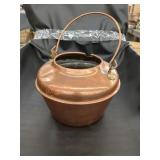 Vintage Aldridge buffalo copper pot with handle