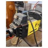 Electric Karcher pressure washer 800 PSI