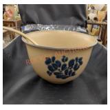 Large Pfaltzgraff serving bowl with ladle