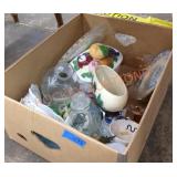 Miscellaneous glassware box lot