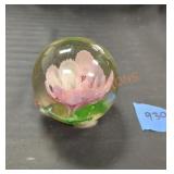 Silvestri floral paperweight