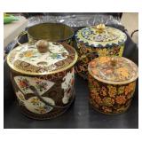 Vintage daher Long Island, NY, England candy tins