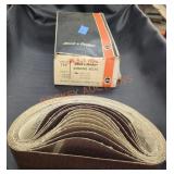 Black& Decker sanding belts size 3-in x 24 in