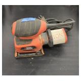 Black& Decker palm sander