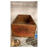 Antique magic yeast box