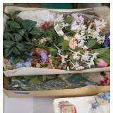 Artificial flower lot