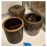 Vintage small bean pot crocks lot