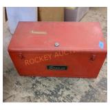 Snap-on metal toolbox