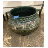14 inch round vintage planter