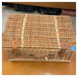 Vintage, wicker, picnic basket