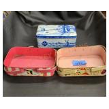 Vintage small picnic tins