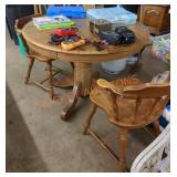 Aprox. 42" round dining table with 2 chairs