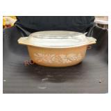 Vintage Pyrex casserole dish with lid, brown