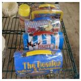 Vintage metal carrying lunch boxes