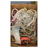 Vintage costume, jewelry, Tray lot