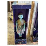 Tim Burtons nightmare before Christmas ,(Sally