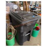 64gal trash can