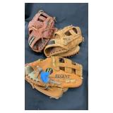 Baseball gloves