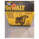 Dewalt 3600 PSI 2.5 GPM Gas Pressure Washer