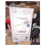 Dekor classic step, drop, done diaper pail